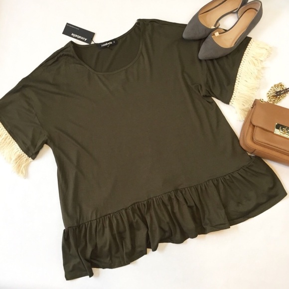 NWT S,M,L Fringe Hem Sleeves Tunic - Picture 2 of 5